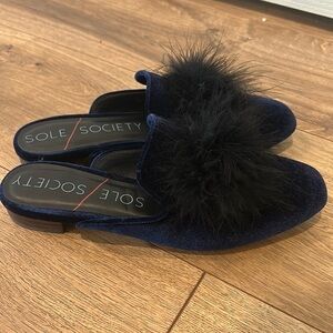 SOLE SOCIETY black suede mules with pom poms faux fur